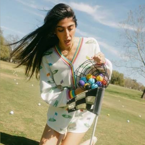 Queen of Sparkles | Golf Cardigan. - Picture 9 of 10